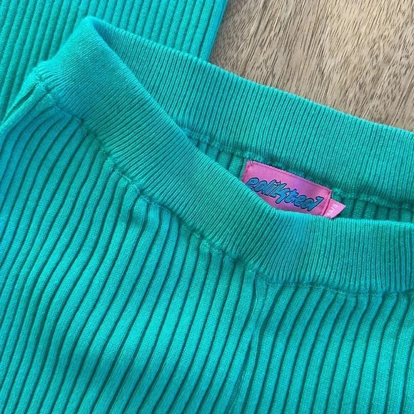 Edikted Teal Green Knitted Flare Pants – Size XS/S, High-Waist, NWOT - Picture 3 of 5